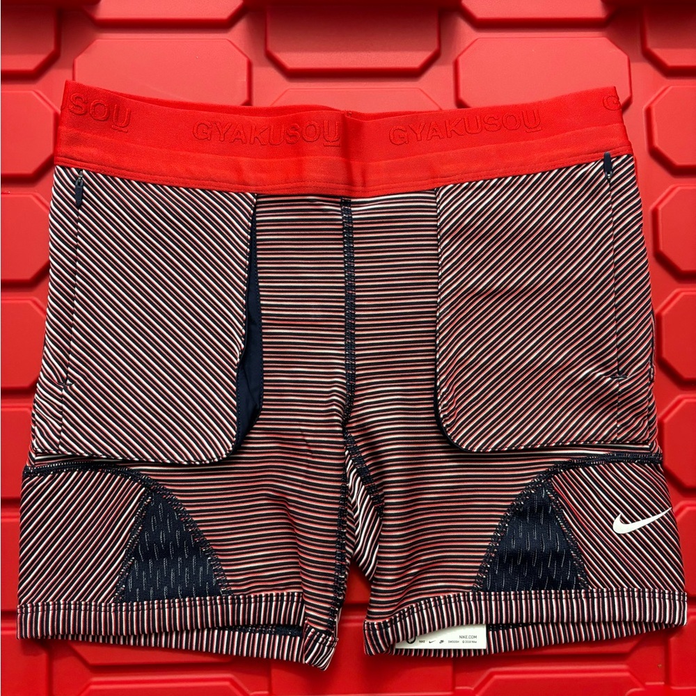 Nike X Gyakusou Women’s Utility Shorts Size XL
